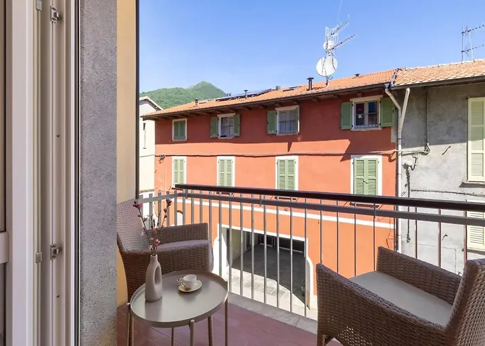 Maison Petrolini - Maggiore Estate By Ginin * 카노비오