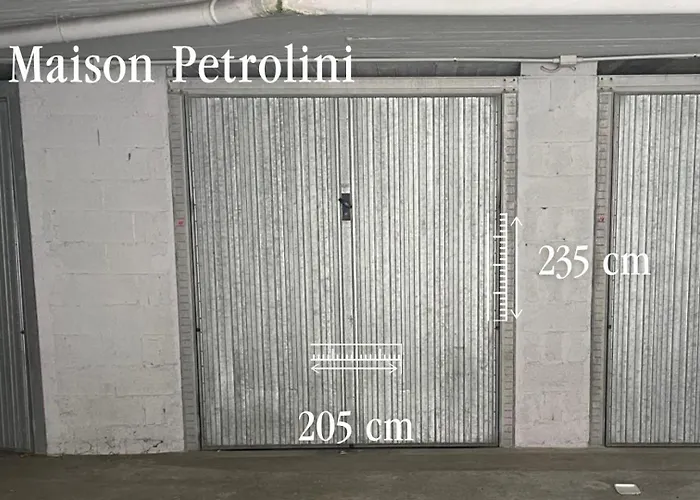 Maison Petrolini - Maggiore Estate By Ginin 아파트